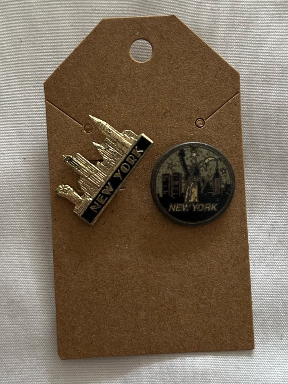 Vintage Las Vegas Nevada New York Hotel  Lapel Pin in Gold and Black